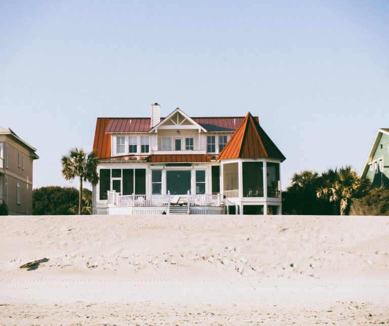 Buying Beachfront Homes in California
